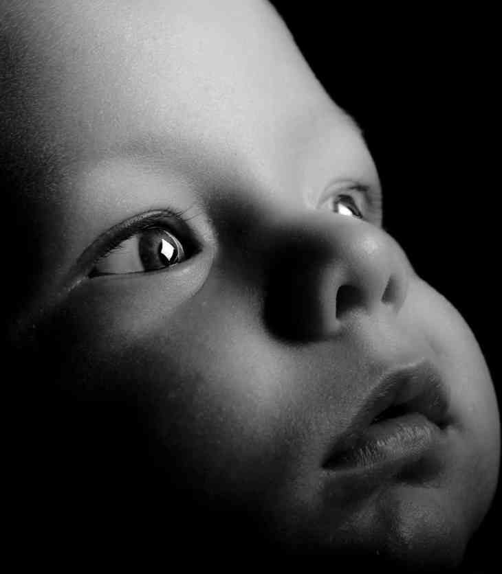 baby watching video | The Cultured Baby